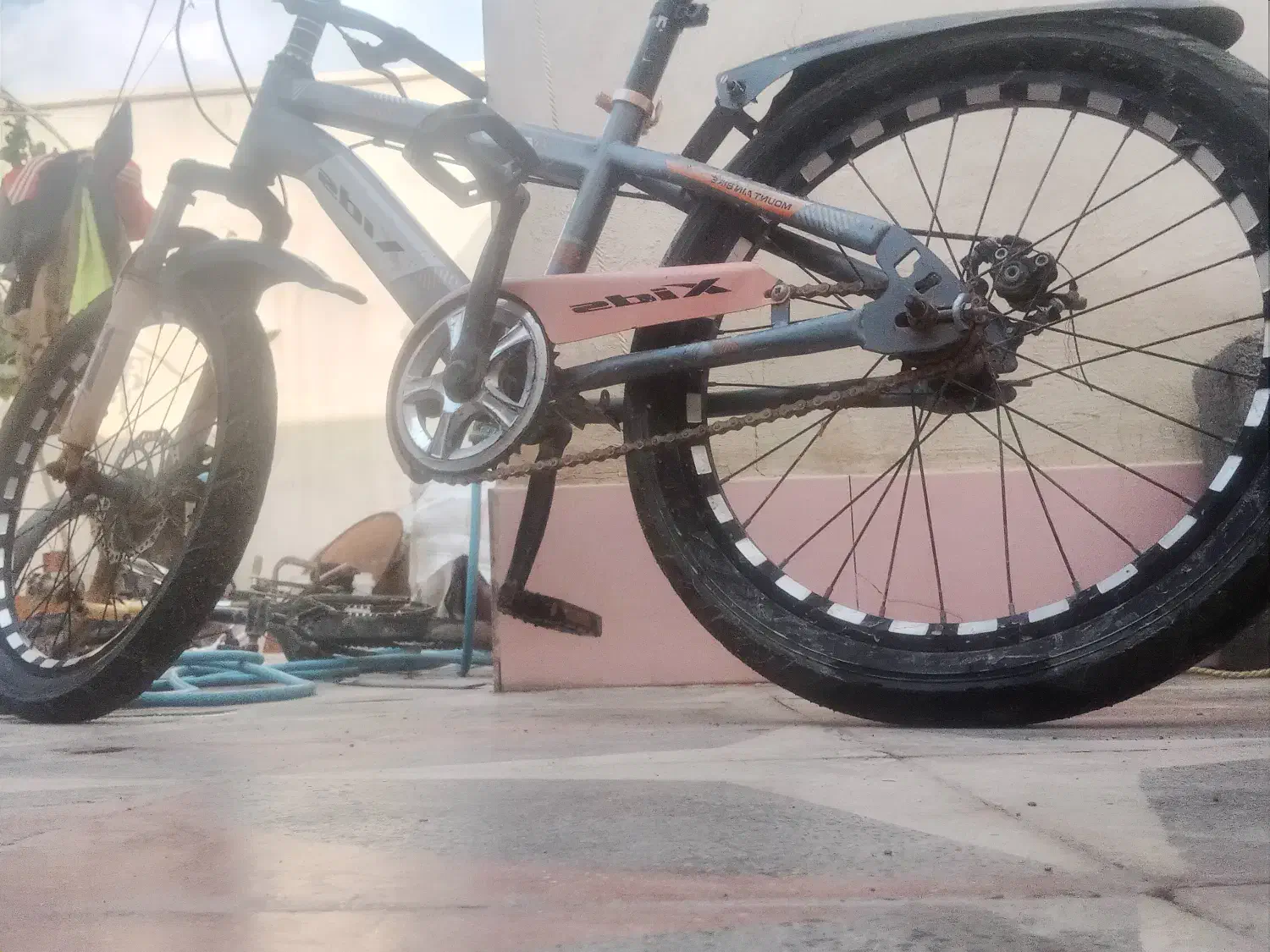 دوچرخه|دوچرخه، اسکیت، اسکوتر|لار, |دیوار