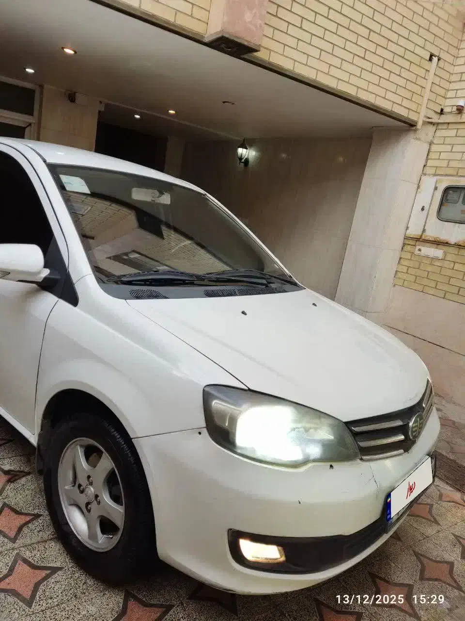 ماشین بسیار تمیز خانگی|خودرو سواری و وانت|قم, زاویه|دیوار