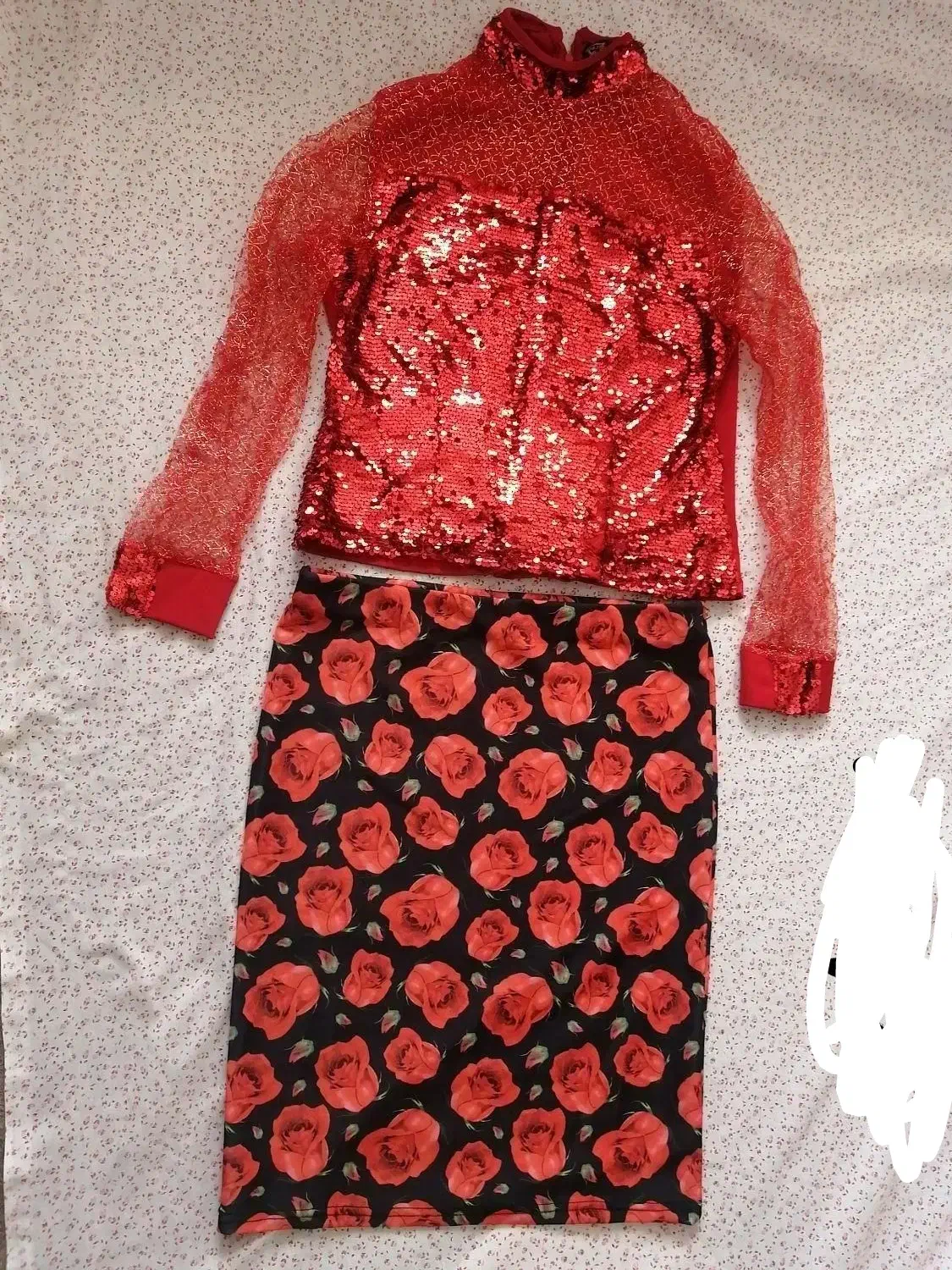 بولیز و دامن قرمز|لباس|تهران, امیریه|دیوار