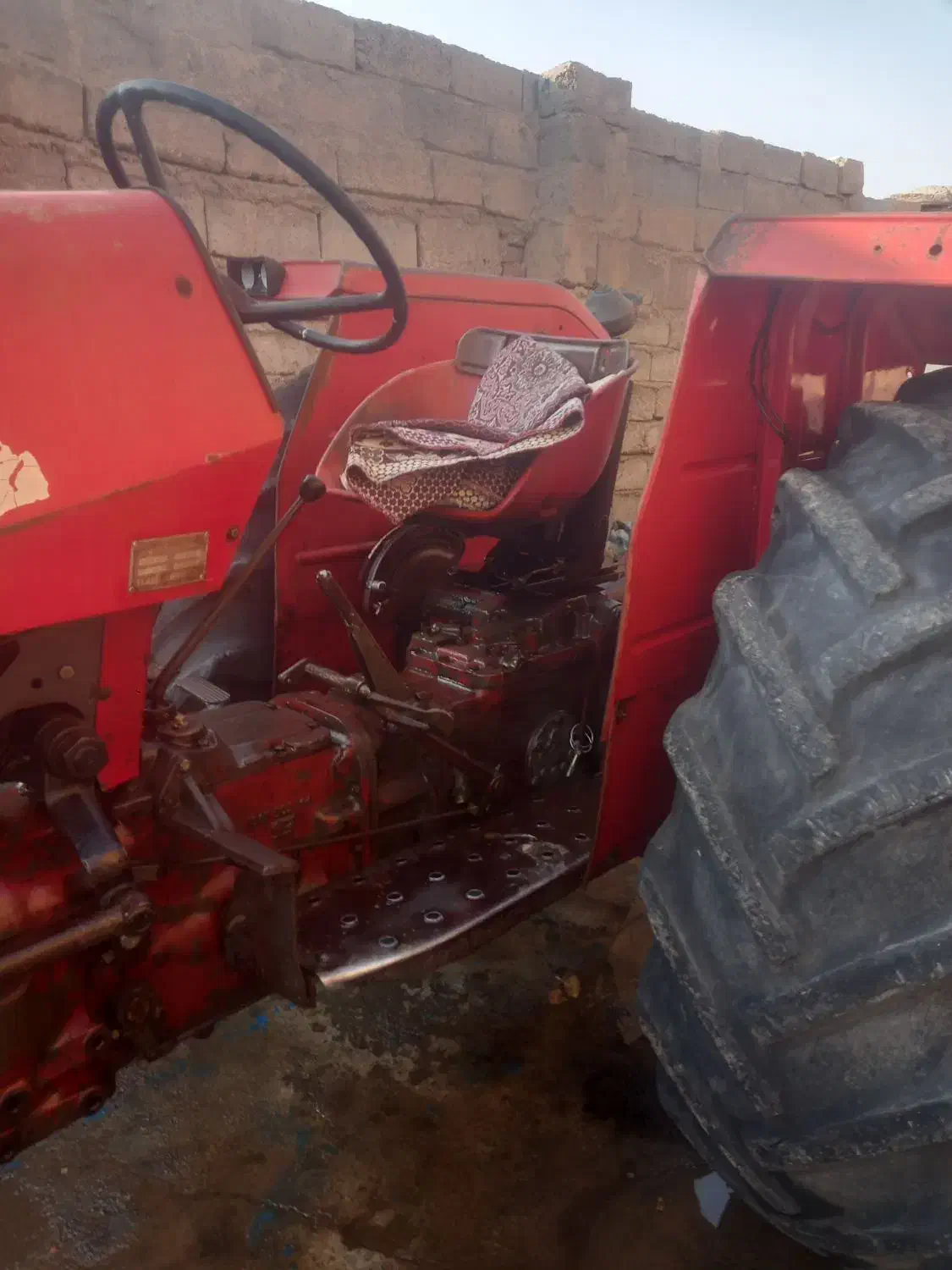 فروش تراکتور مدل ۷۲ سند به نام خیلی تمیز|خودرو سنگین|نقده, |دیوار