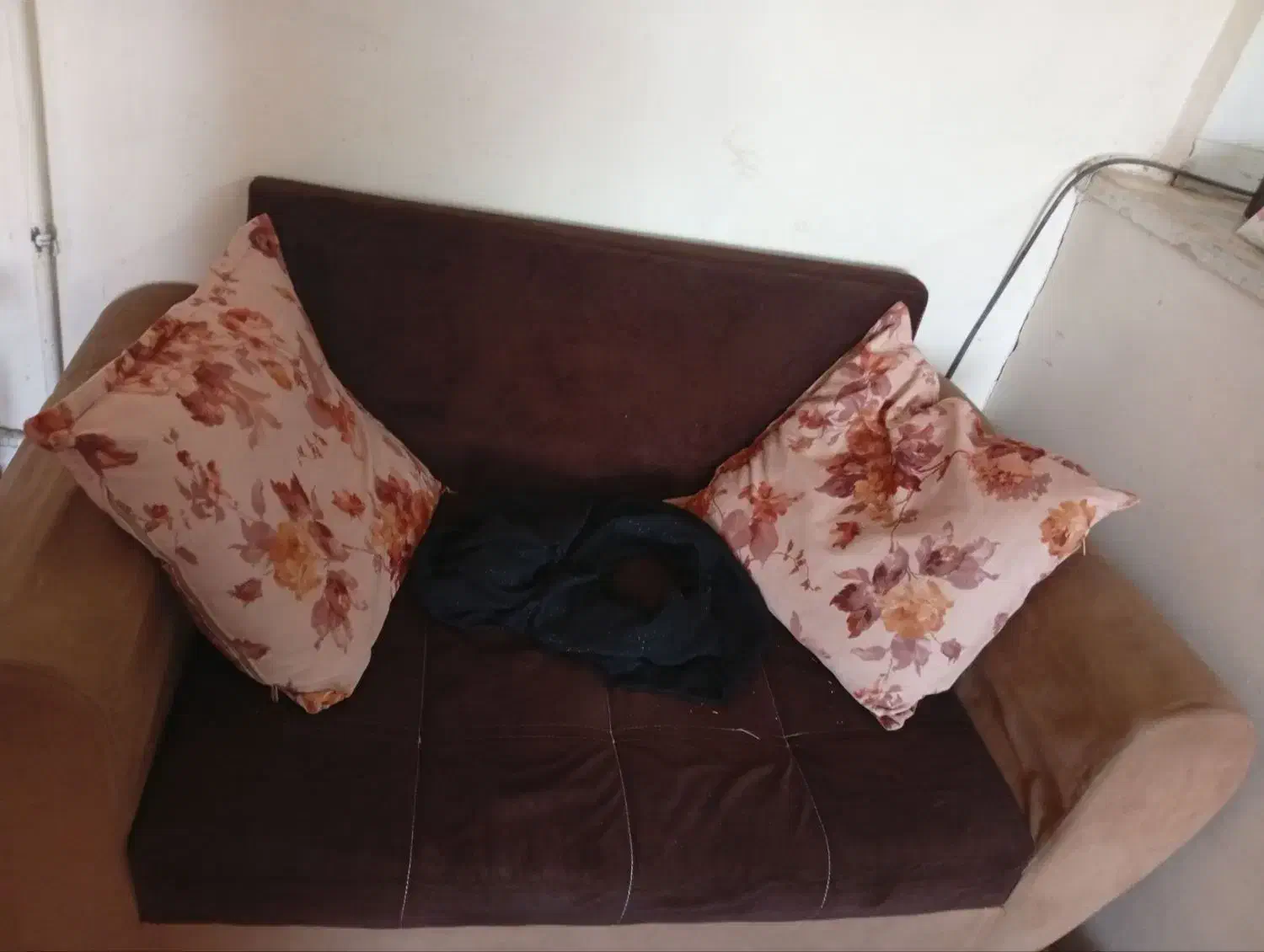 مبل هفت نفره|مبلمان خانگی و میز عسلی|گلبهار, نوبهار|دیوار