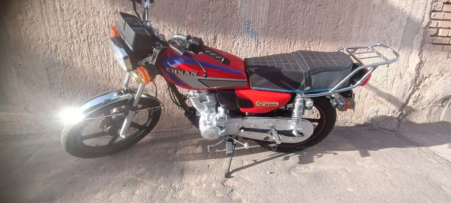 احسان۲۰۰|موتورسیکلت|بیرجند, |دیوار