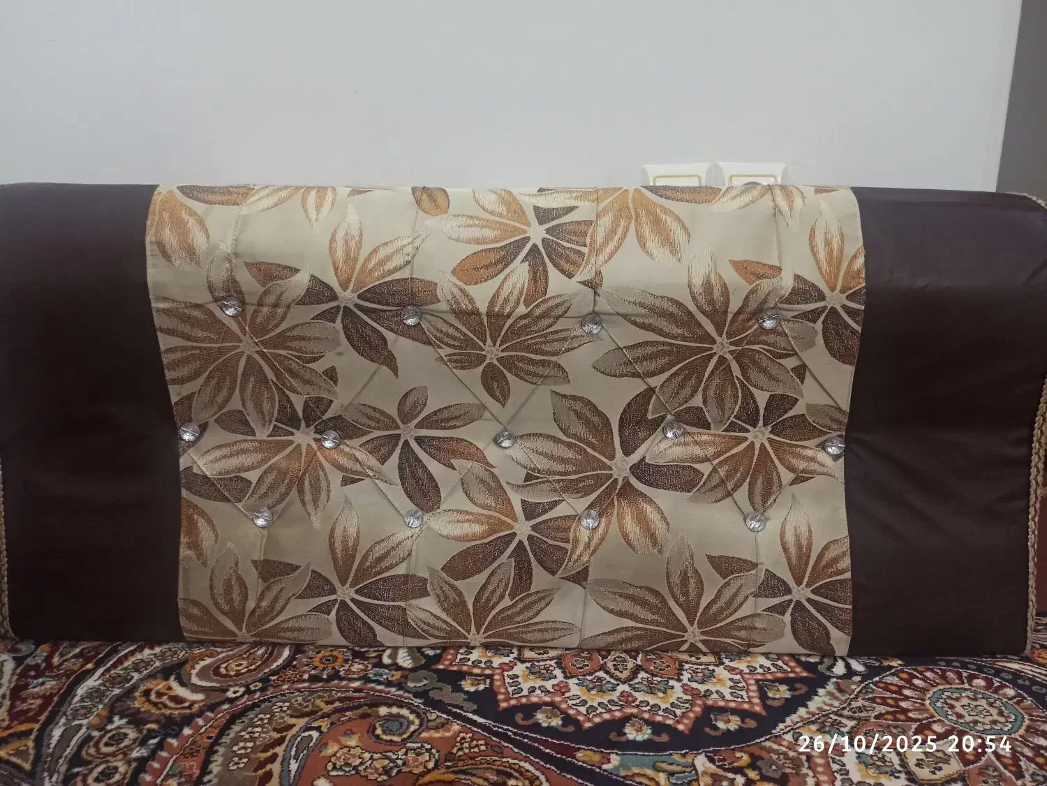 پشتی‌۴عدد|پشتی|زاهدان, |دیوار