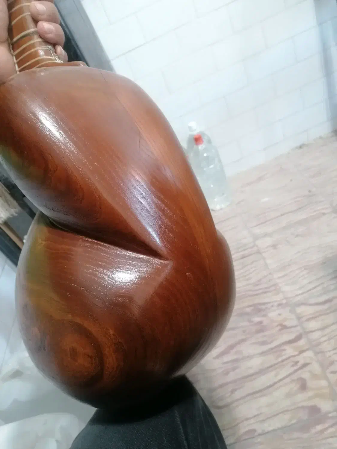 تار، جهرمی|سازهای سنتی|جهرم, |دیوار