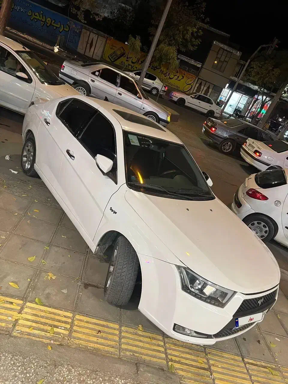 دناپلاس 1400|خودرو سواری و وانت|قروه, |دیوار