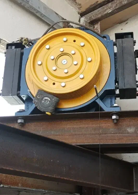 نصب انواع اسانسور|خدمات پیشه و مهارت|شهرکرد, |دیوار