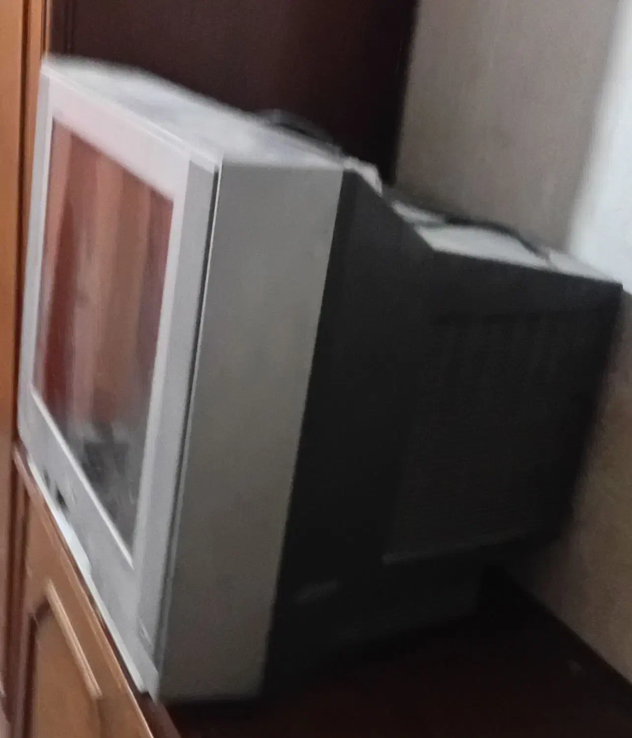 تلویزیون|تلویزیون و پروژکتور|آبادان, |دیوار