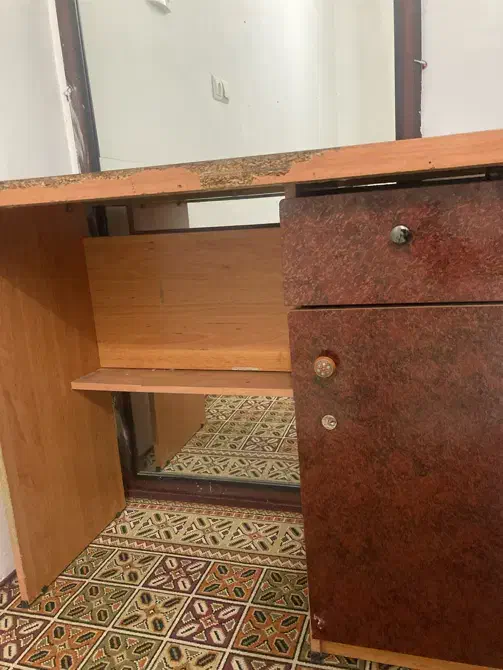 میز تحریر|میز تحریر و کامپیوتر|نظرآباد, نظرآباد|دیوار