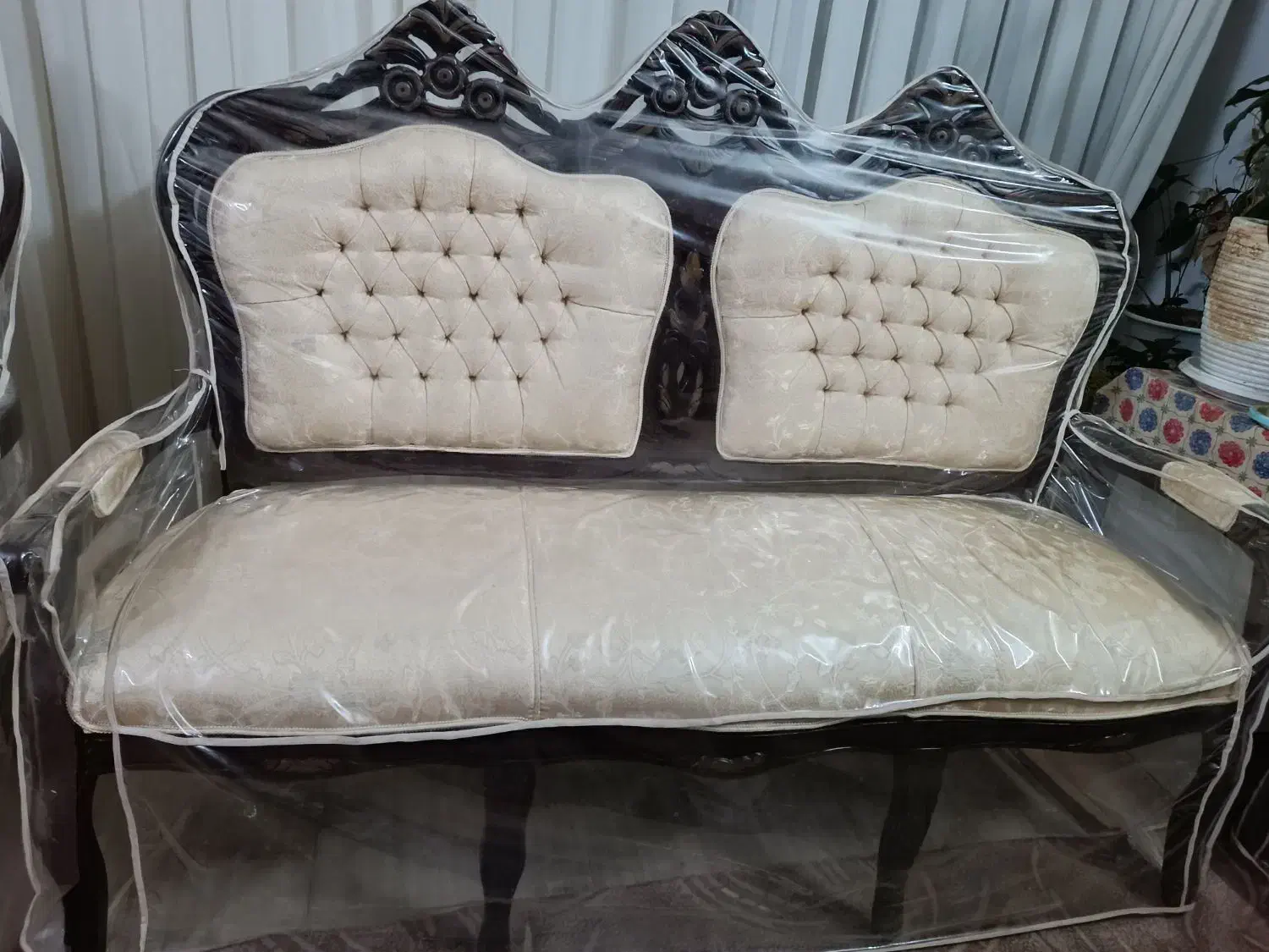 مبل جدید گرفتم اینو میخواهین بفروشم|مبلمان خانگی و میز عسلی|نیشابور, بکاول|دیوار