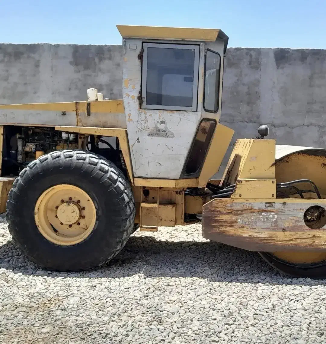 اجاره دهنده گریدر . غلطک . آبپاش . آسفالت .تراشه|خدمات حمل و نقل|دماوند, گیلاوند|دیوار