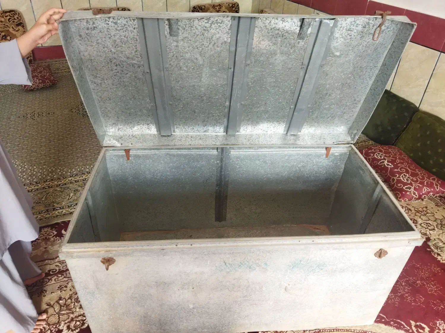 صندوق فلزی|مبلمان خانگی و میز عسلی|بندر ماهشهر, |دیوار