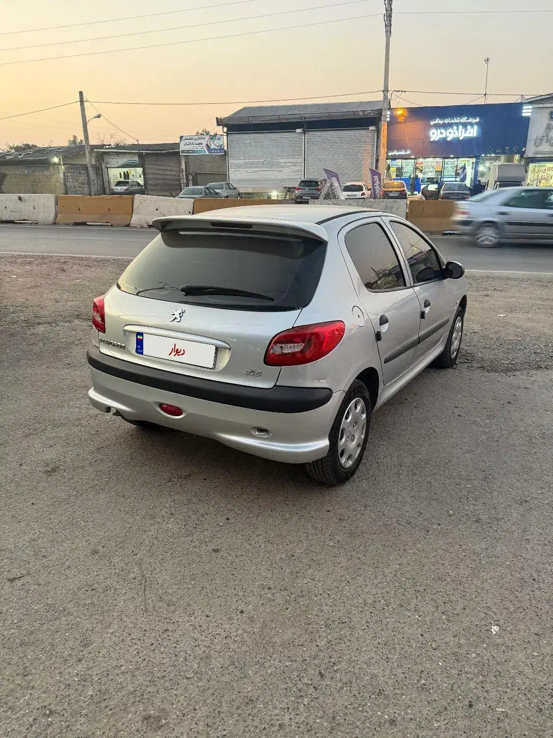 206 hp 88|خودرو سواری و وانت|آمل, |دیوار