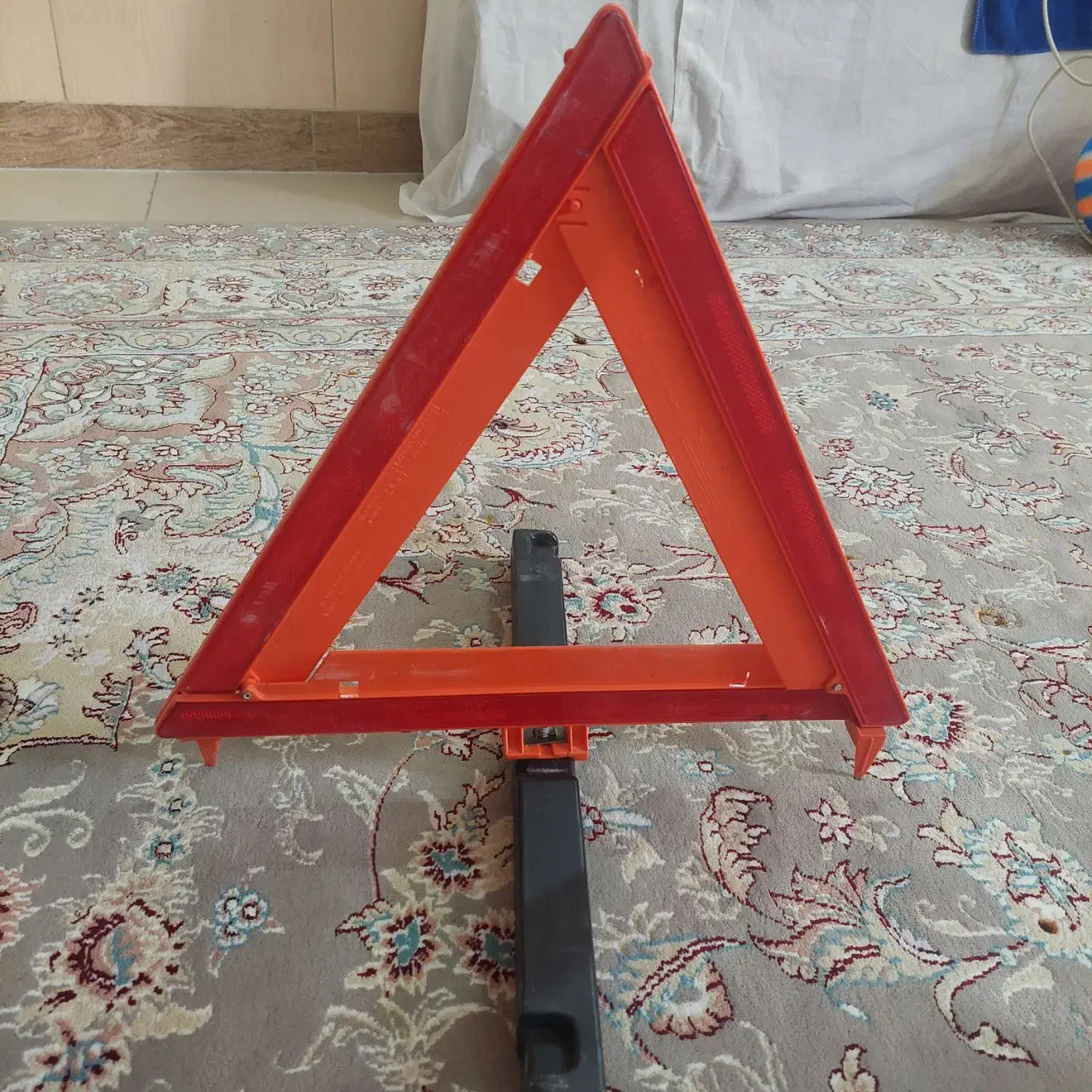 مثلث خطر سیم کلاچ و کاپوت|قطعات یدکی و لوازم جانبی|کرمانشاه, |دیوار