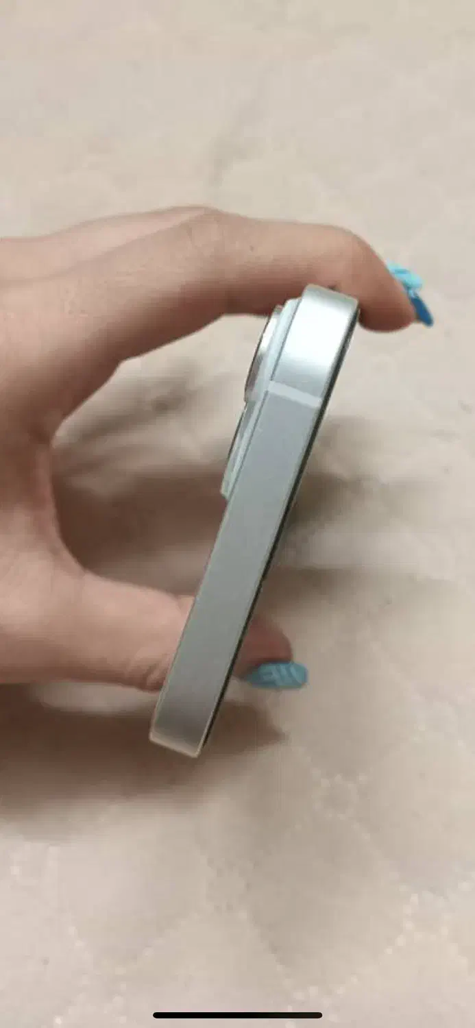 آیفون ۱۴نرمال بدون خط خش|موبایل|چالوس, |دیوار