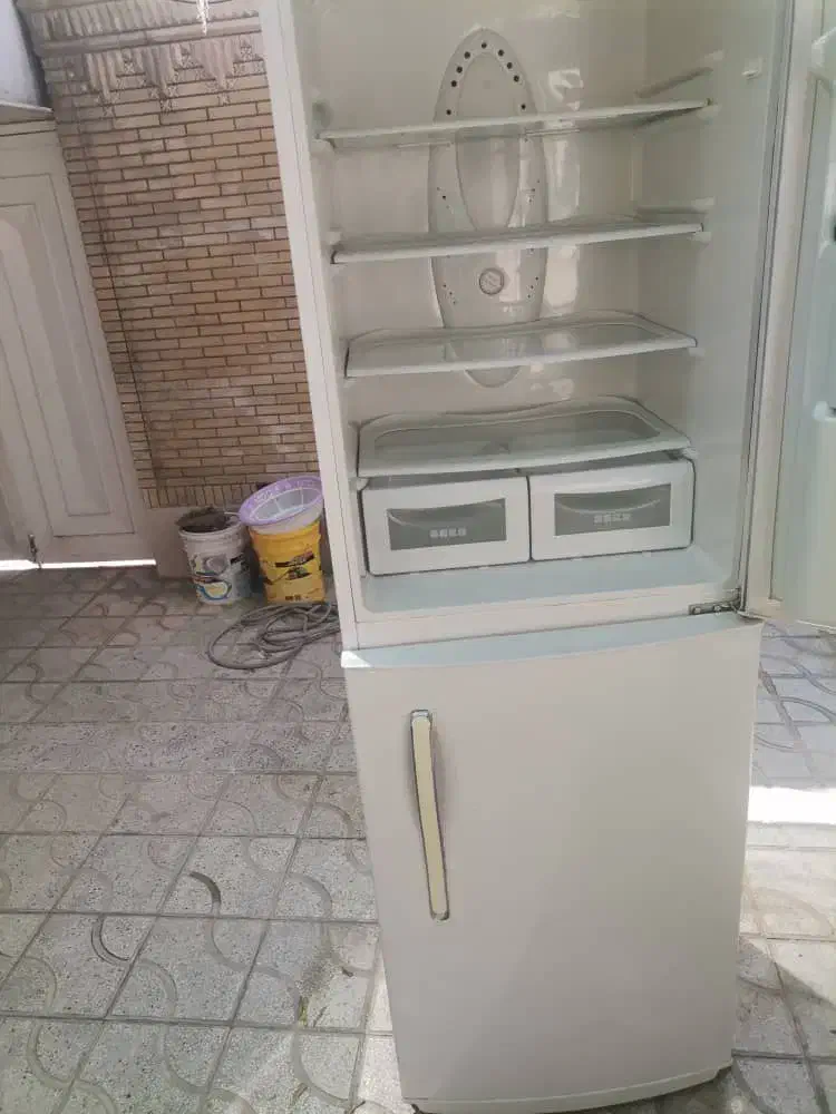 یخچال و فریزر|یخچال و فریزر|شیراز, میانرود|دیوار