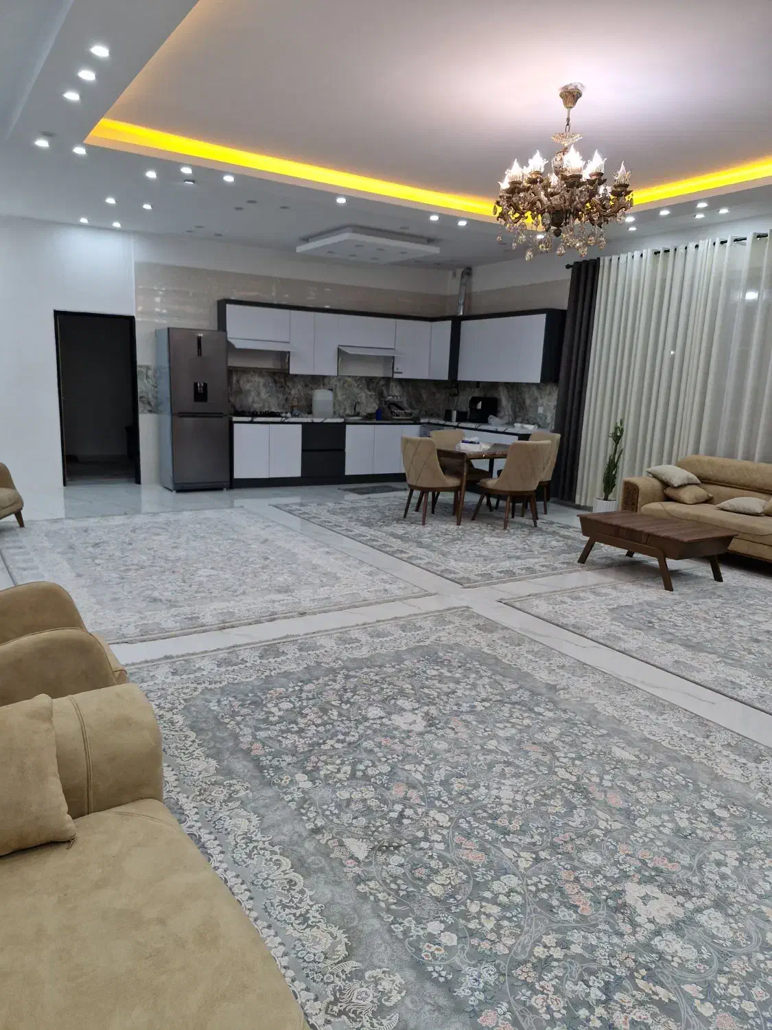 اجاره باغ ویلا روزانه|اجارهٔ کوتاه‌مدت ویلا و باغ|ماهدشت, |دیوار