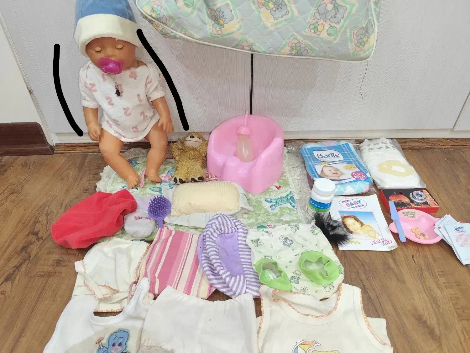 عروسک شیرخوار بی بی بورن با تمامی وسایل کامل،ساک|اسباببازی|اهواز, زیتون کارمندی|دیوار