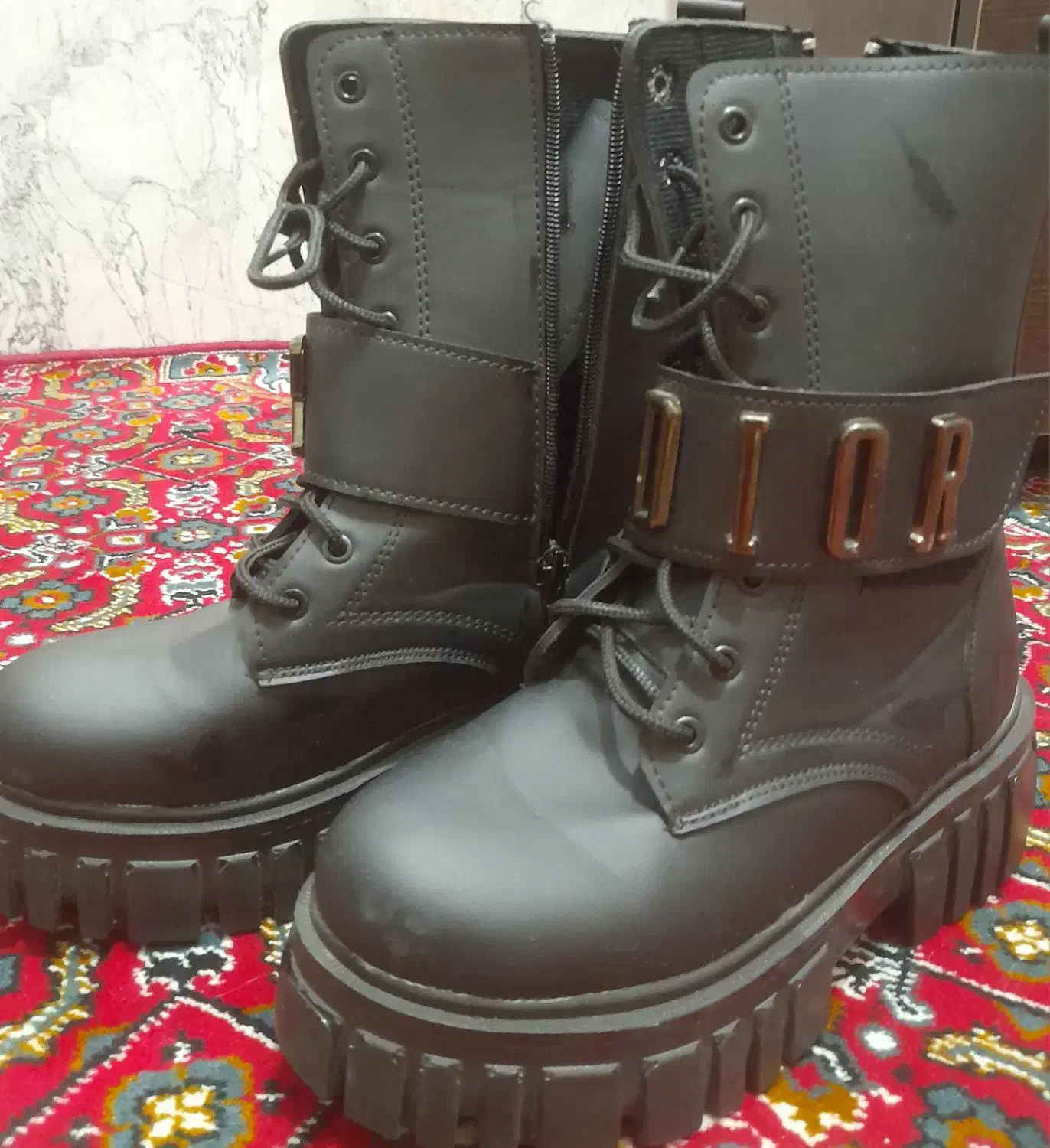 بوت|کیف، کفش، کمربند|کامیاران, |دیوار