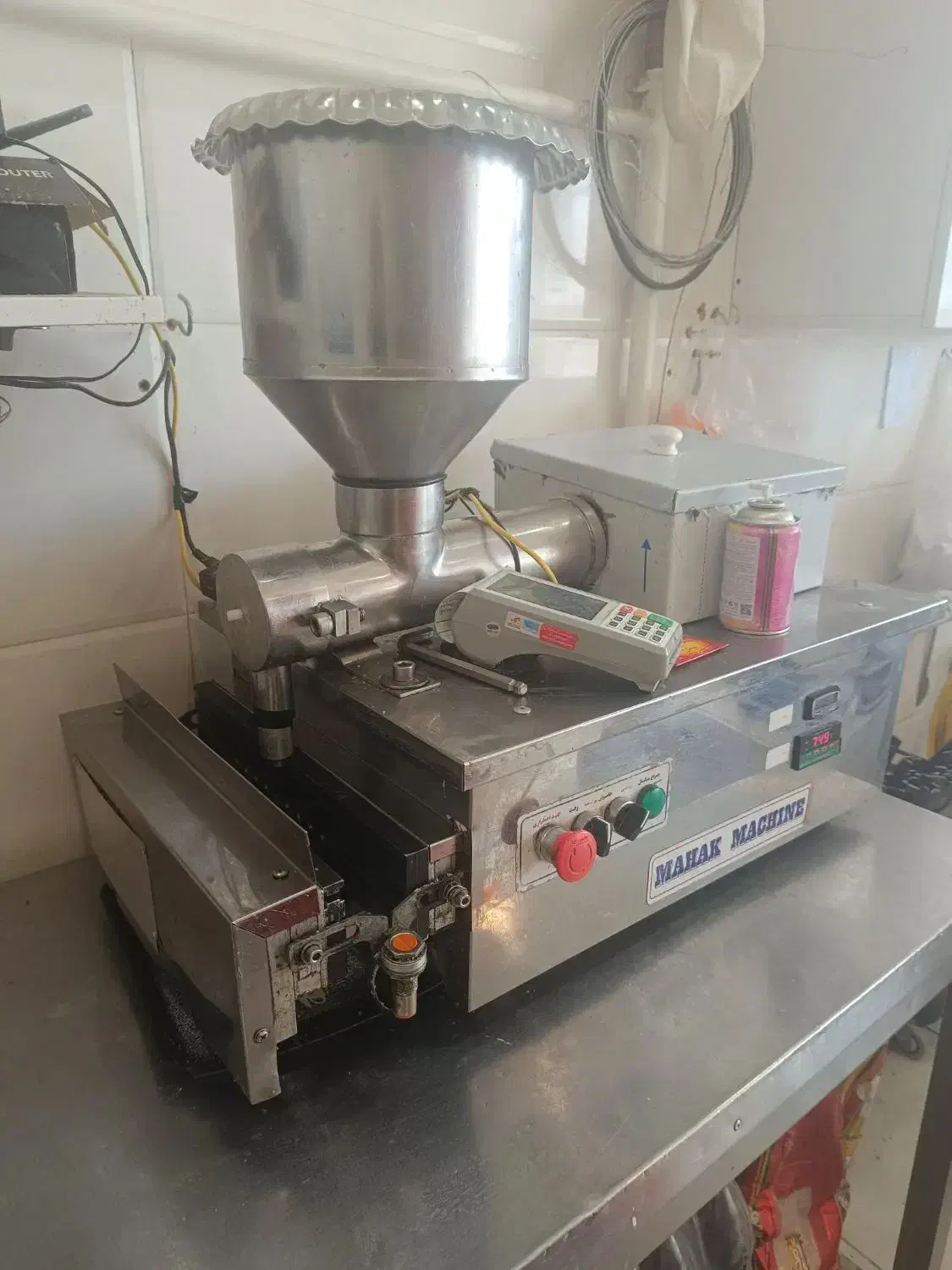 دستگاه سیخ گیر محک|کافی‌شاپ و رستوران|بهبهان, |دیوار