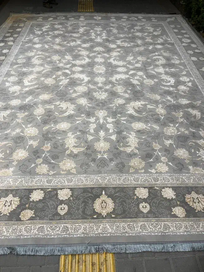 یه تخته فرش ۲۴ متری ۱۲۰۰ شانه (۶*۴)|فرش|مشهد, جلالیه|دیوار