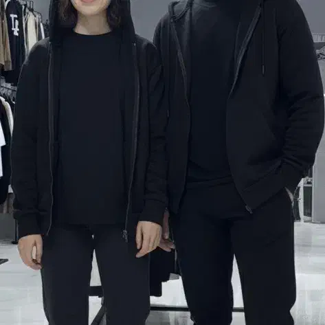 سویشرت زنانه و مردانه فقط 400 تومن|لباس|گرگان, |دیوار