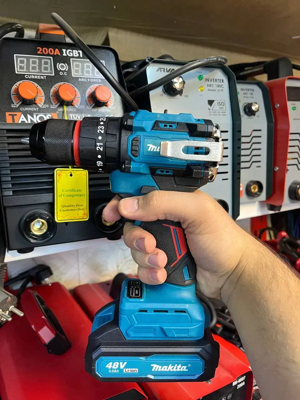 دریل شارژی چکشی براشلس سه نظام فلز ۲۰ولتی|ماشین‌آلات صنعتی|تبریز, |دیوار