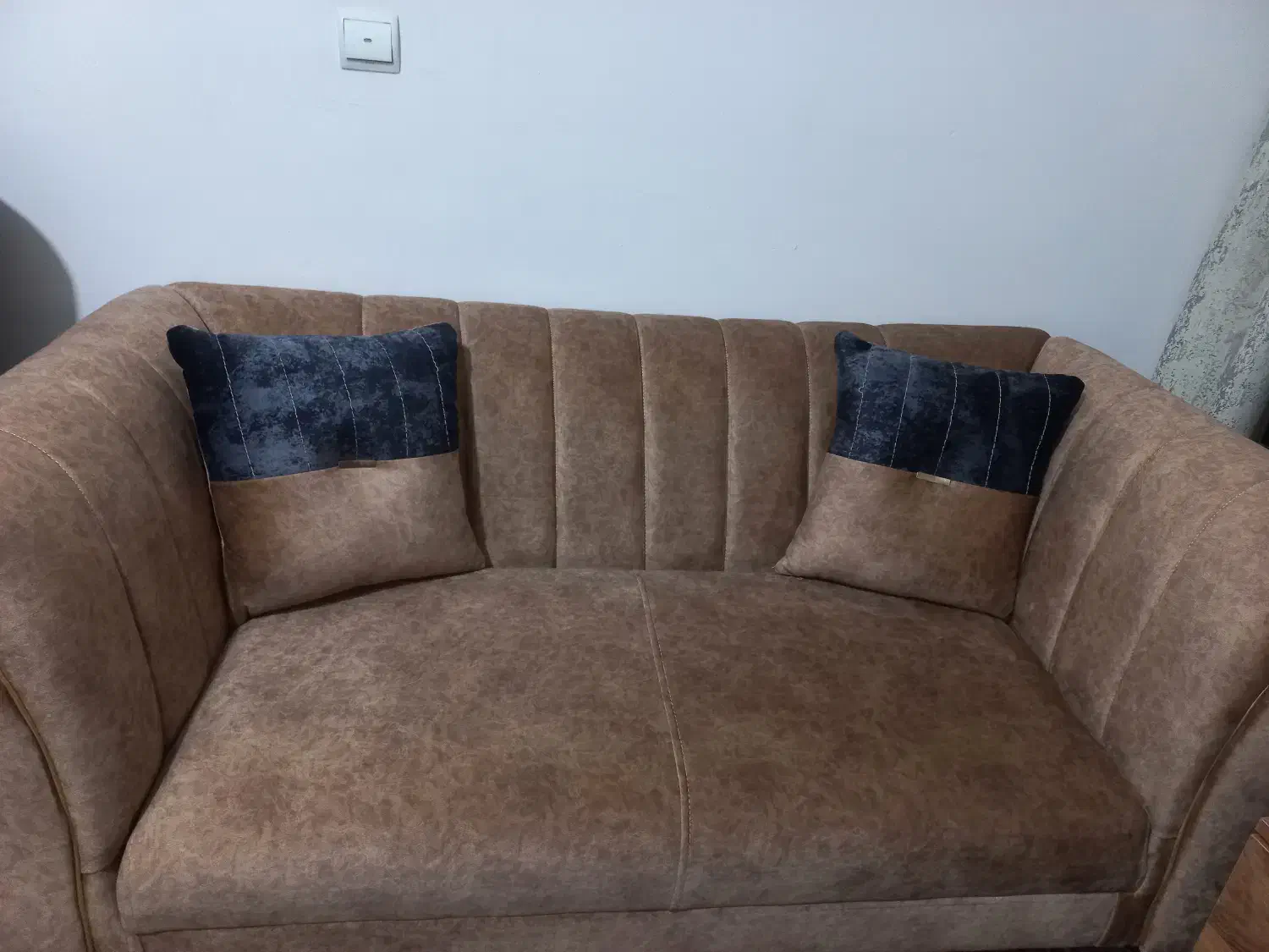 مبل ۷نفره پایه فلزی وجنس پارچه|مبلمان خانگی و میز عسلی|پاکدشت, پاکدشت (مامازند)|دیوار