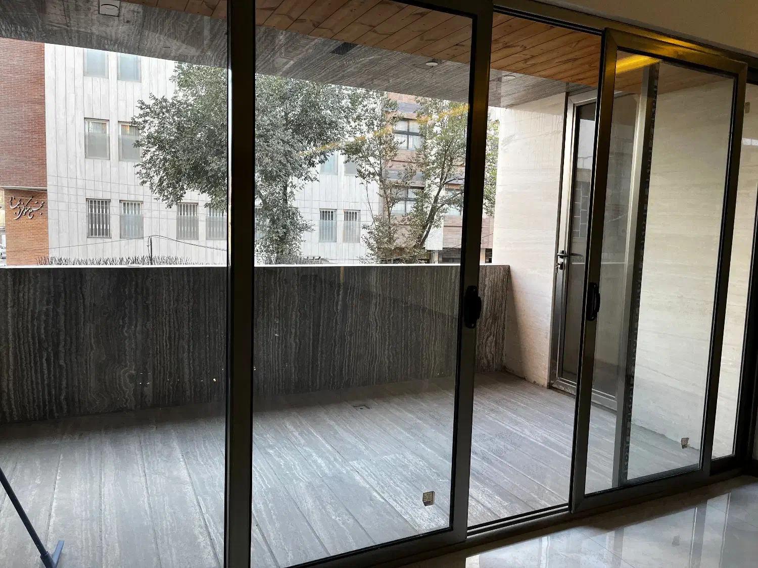 آپارتمان 80متری یکخواب نوساز خ محتشم کاشانی|اجارهٔ آپارتمان|اصفهان, باغ دریاچه|دیوار