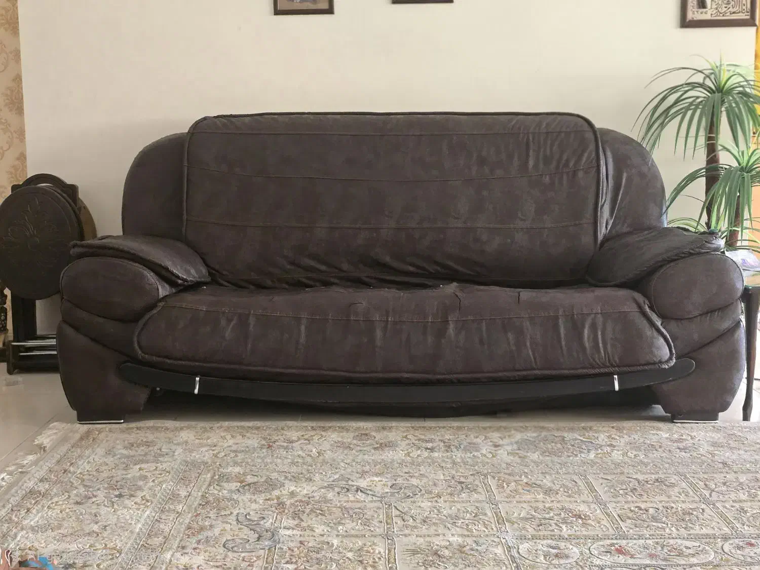 مبلمان ۷نفره چرم|مبلمان خانگی و میز عسلی|بیرجند, |دیوار