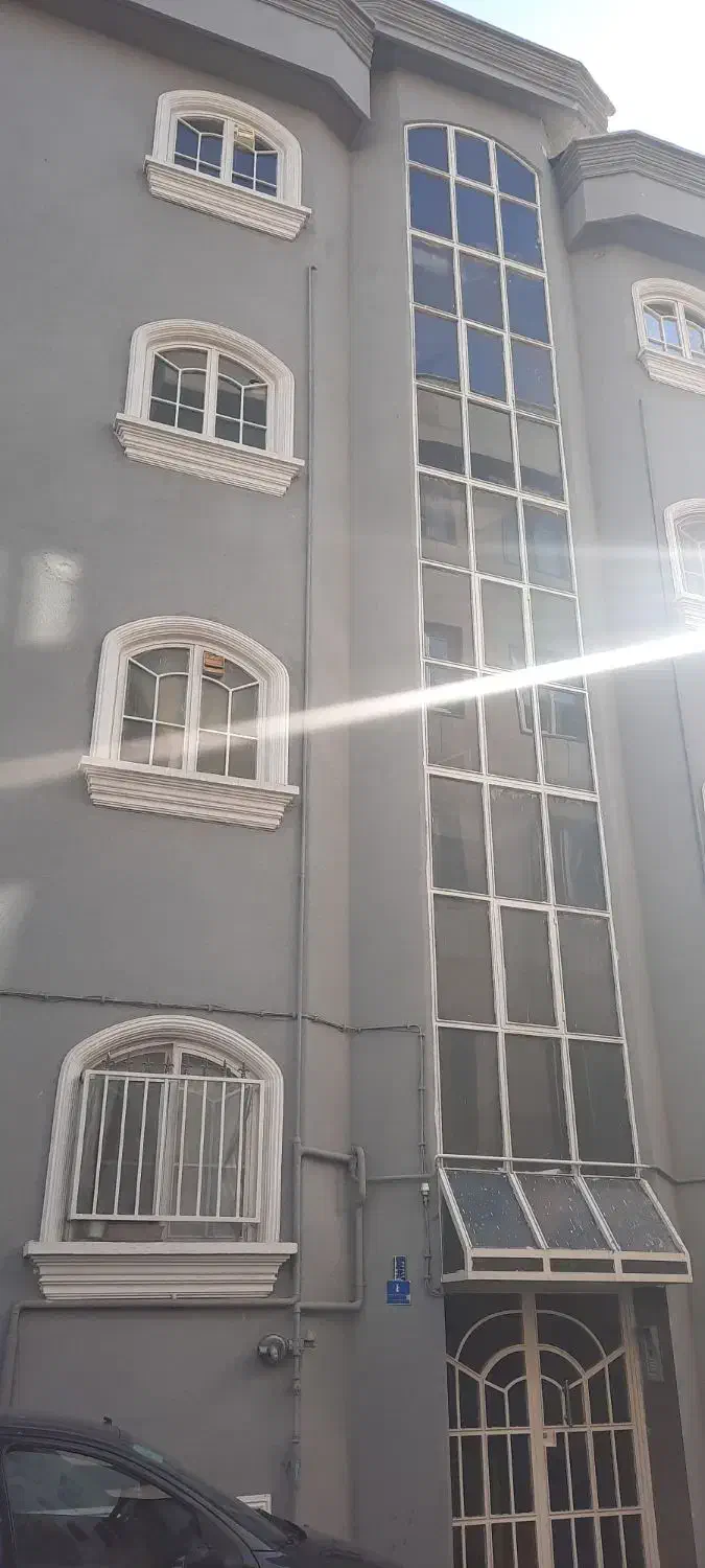 ۷۵متری بهبودی صالحیان