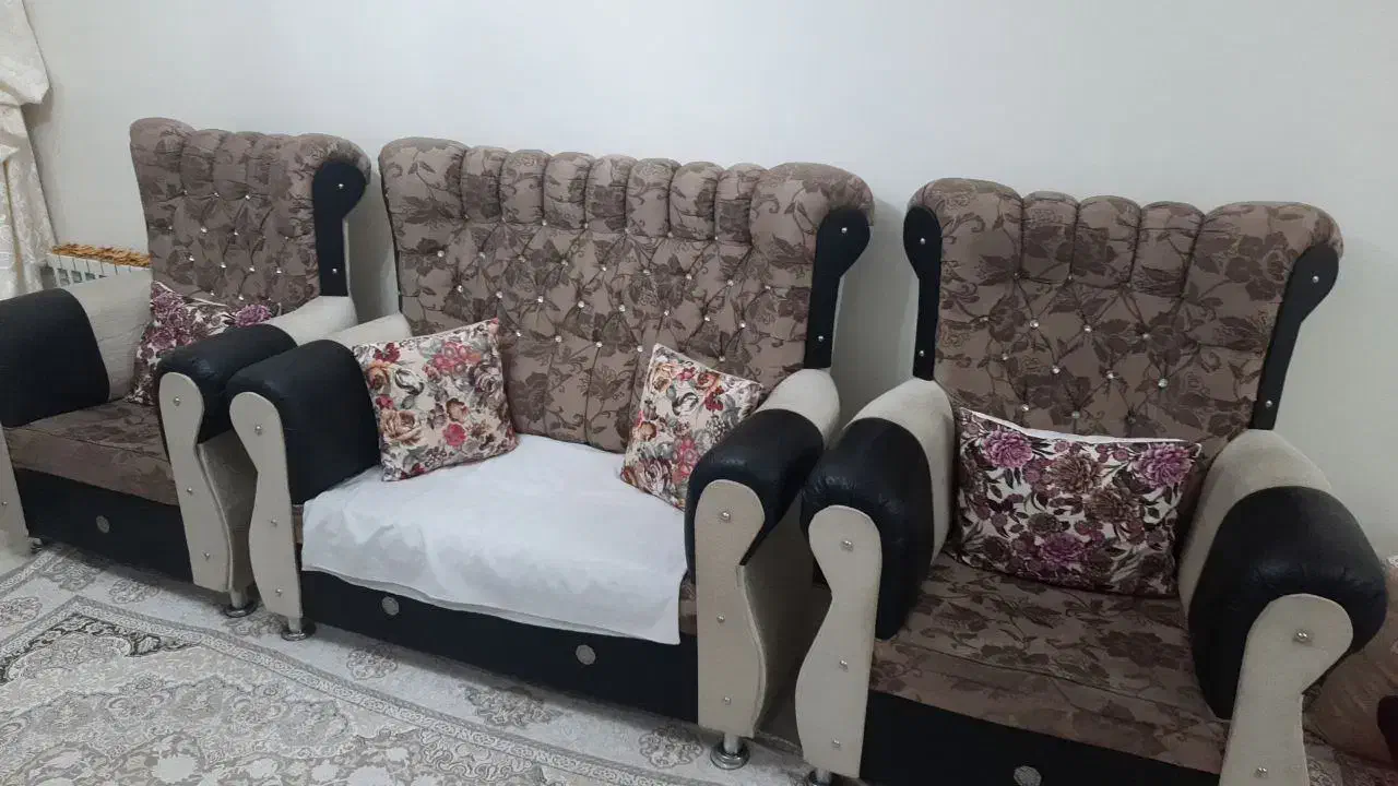 مبل ۷ نفره|مبلمان خانگی و میز عسلی|محمدشهر, شهرک پیام (مهرالبرز)|دیوار