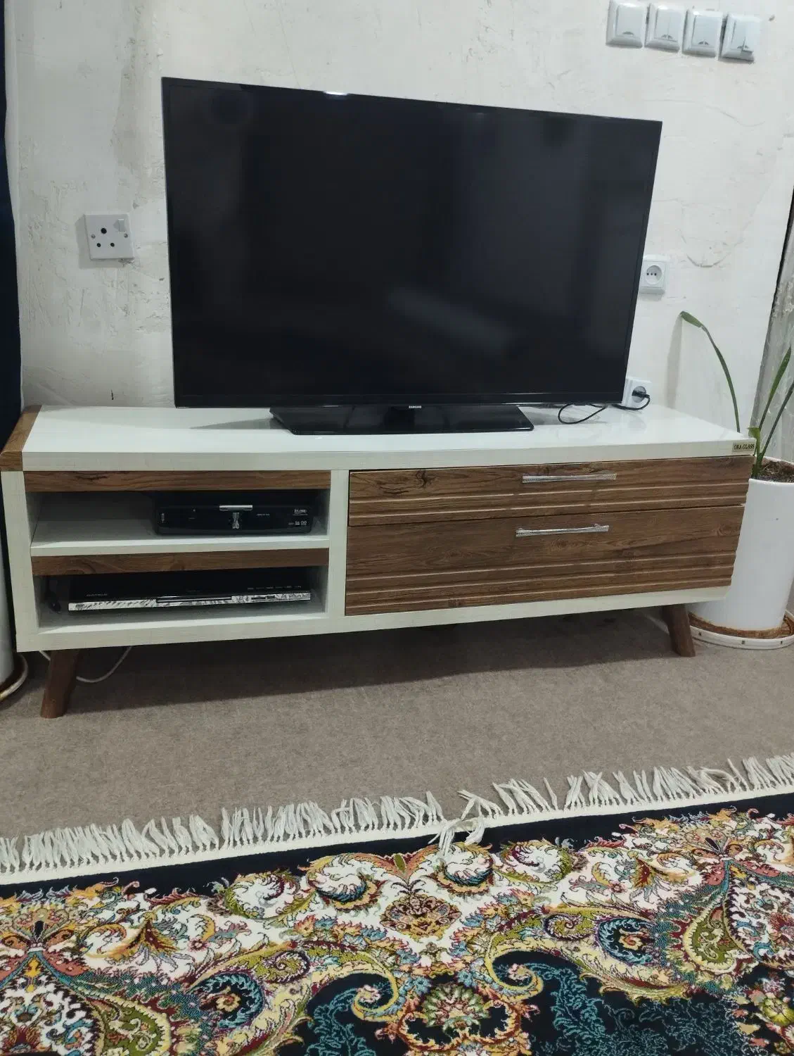 ال ای دی ایوولی|تلویزیون و پروژکتور|دوگنبدان, |دیوار