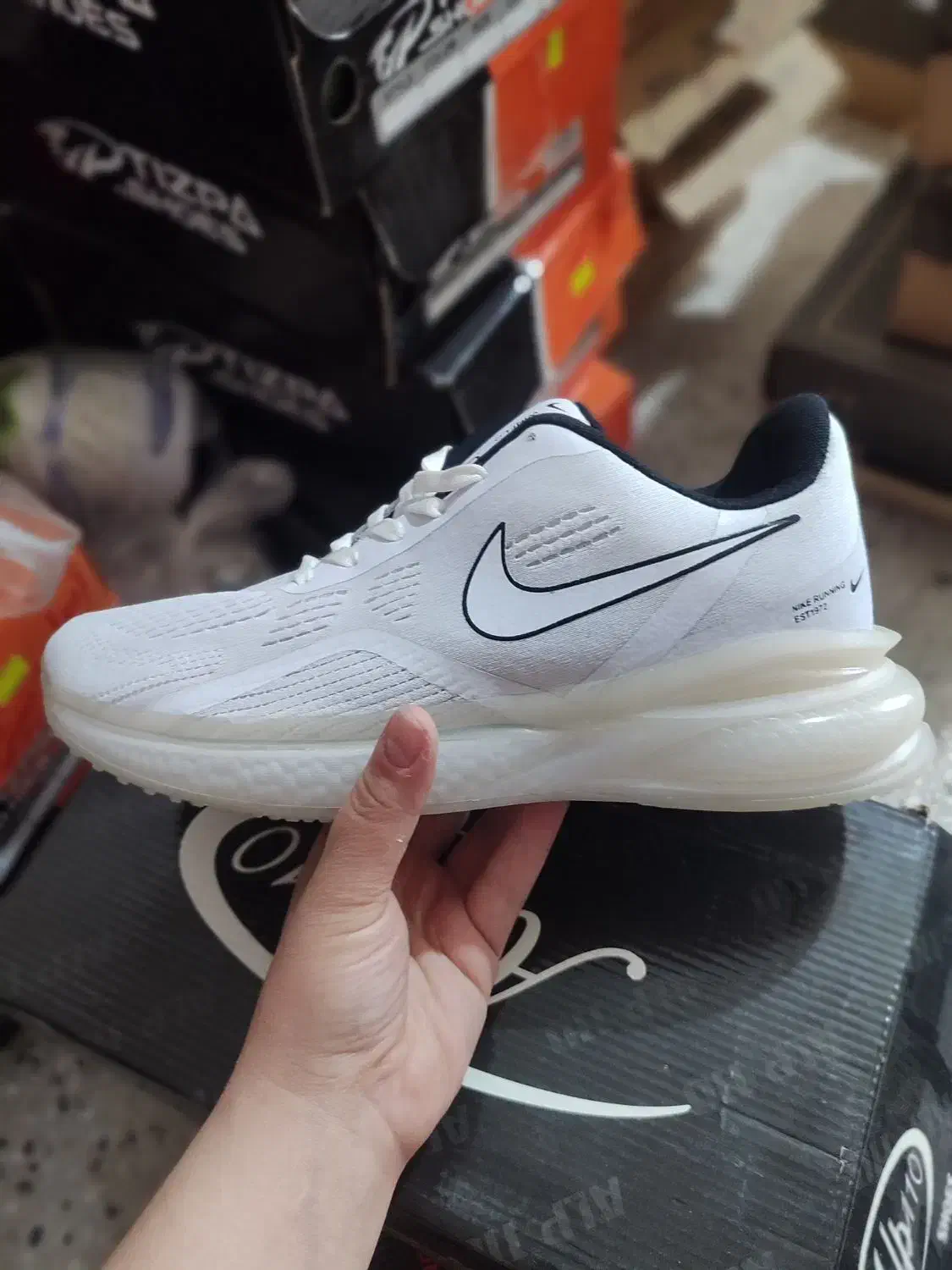 کتونی مردونه|کیف، کفش، کمربند|یاسوج, |دیوار