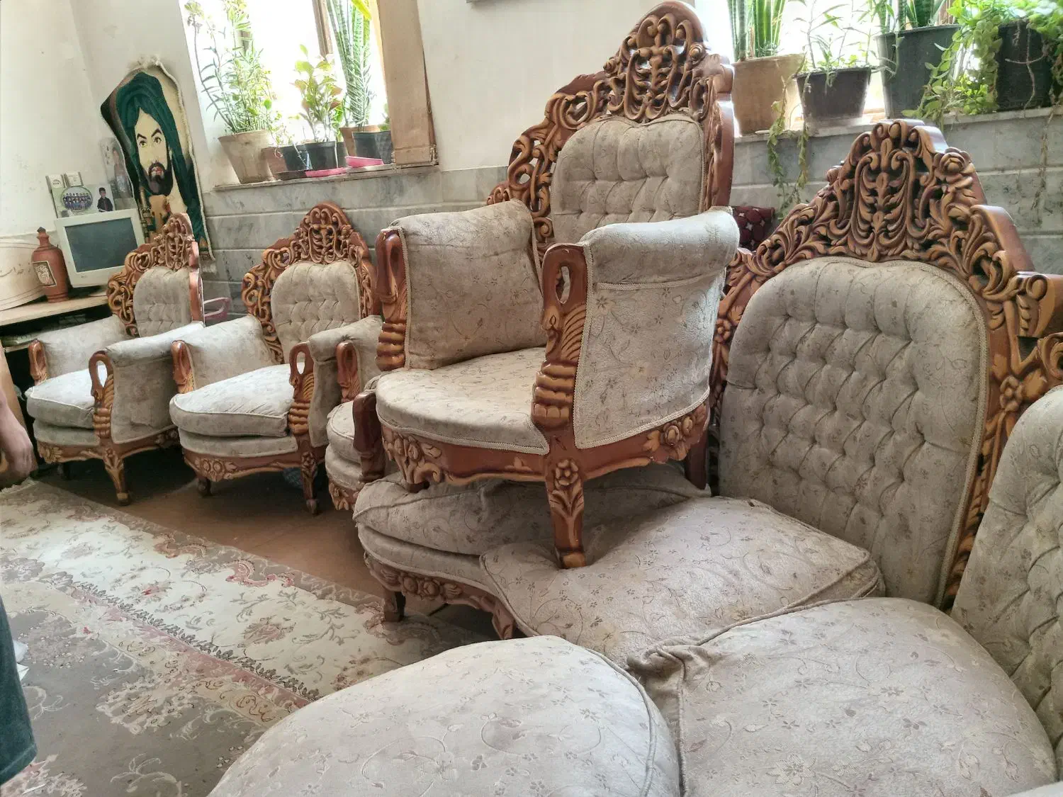 مبل۹نفره‌سلطنتی|مبلمان خانگی و میز عسلی|بیرجند, |دیوار