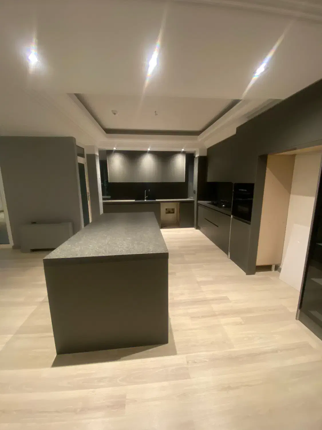 دروس/275متر 4خواب/لابی /استخر/2پارکینگ