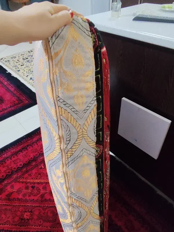 پشتی .|پشتی|رشت, پاره بیجار|دیوار