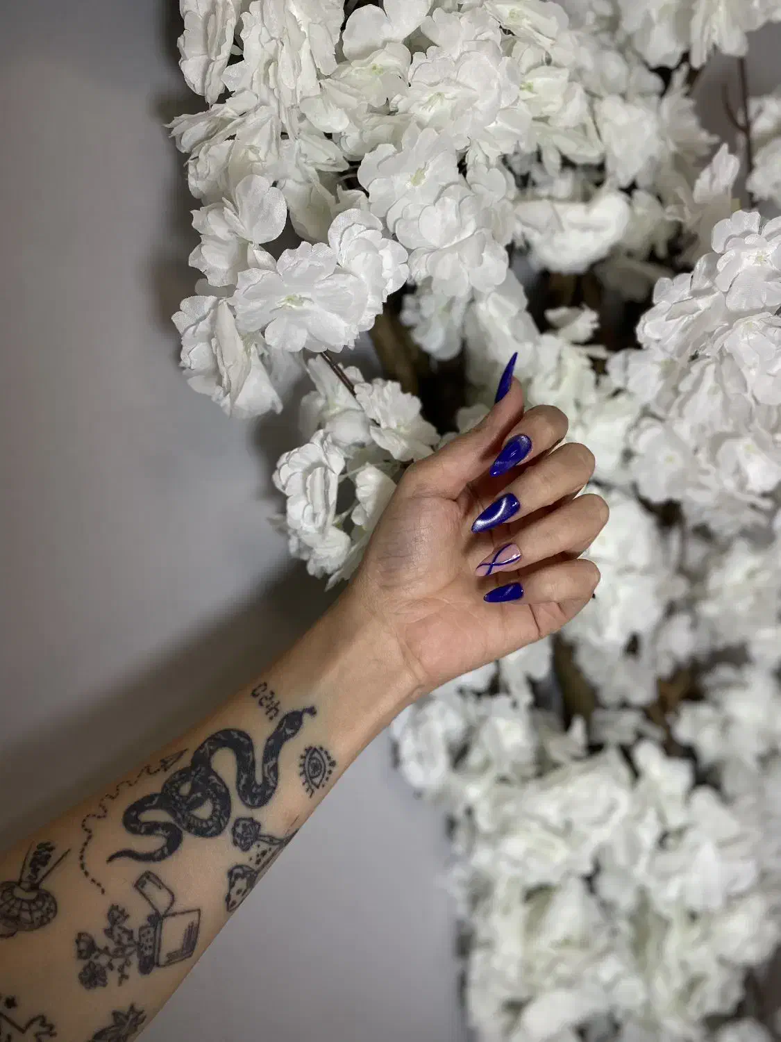 کاشت ناخن|خدمات آرایشگری و زیبایی|مشهد, شهید معقول|دیوار