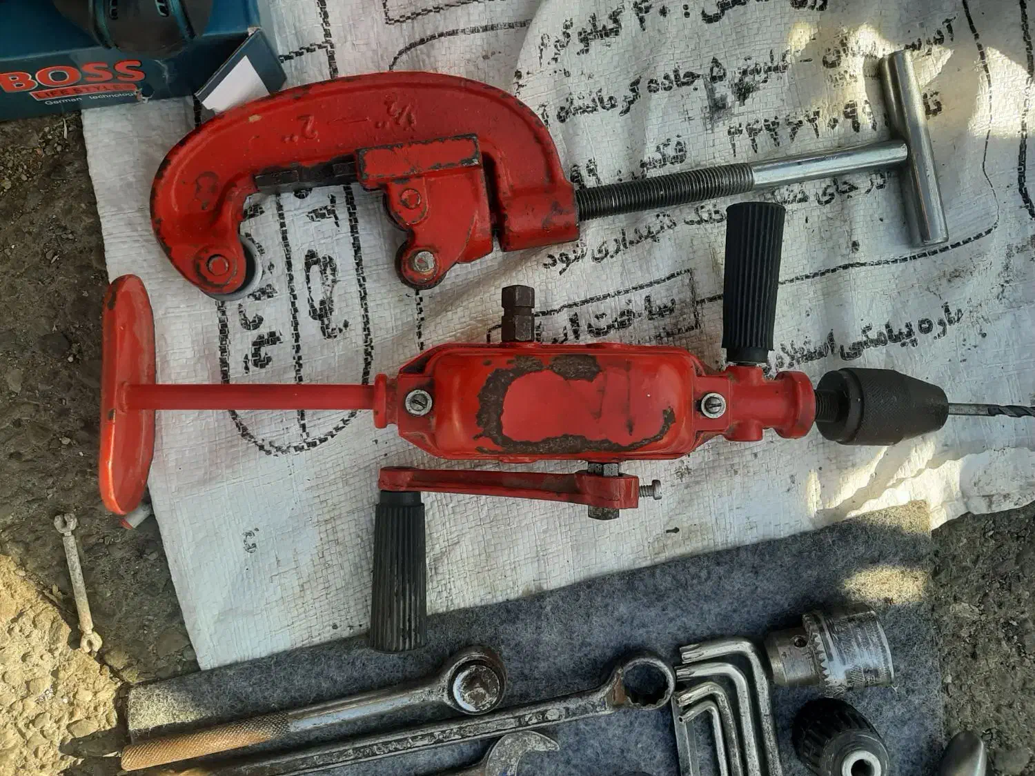 اچار لوله گیر|ابزارآلات|همدان, |دیوار