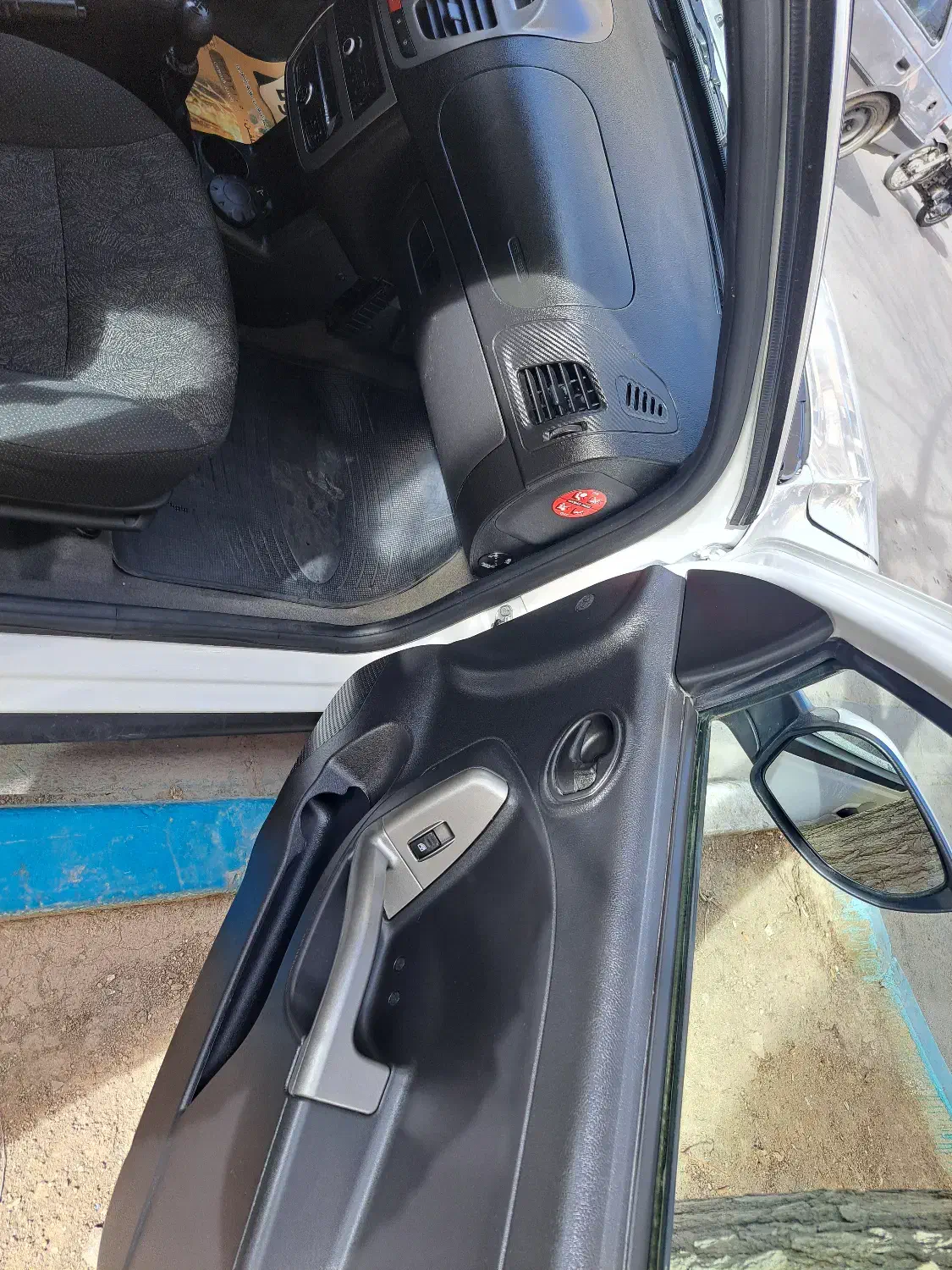 کوئیک GXR سفید مشکی خاص|خودرو سواری و وانت|اصفهان, سرچشمه|دیوار