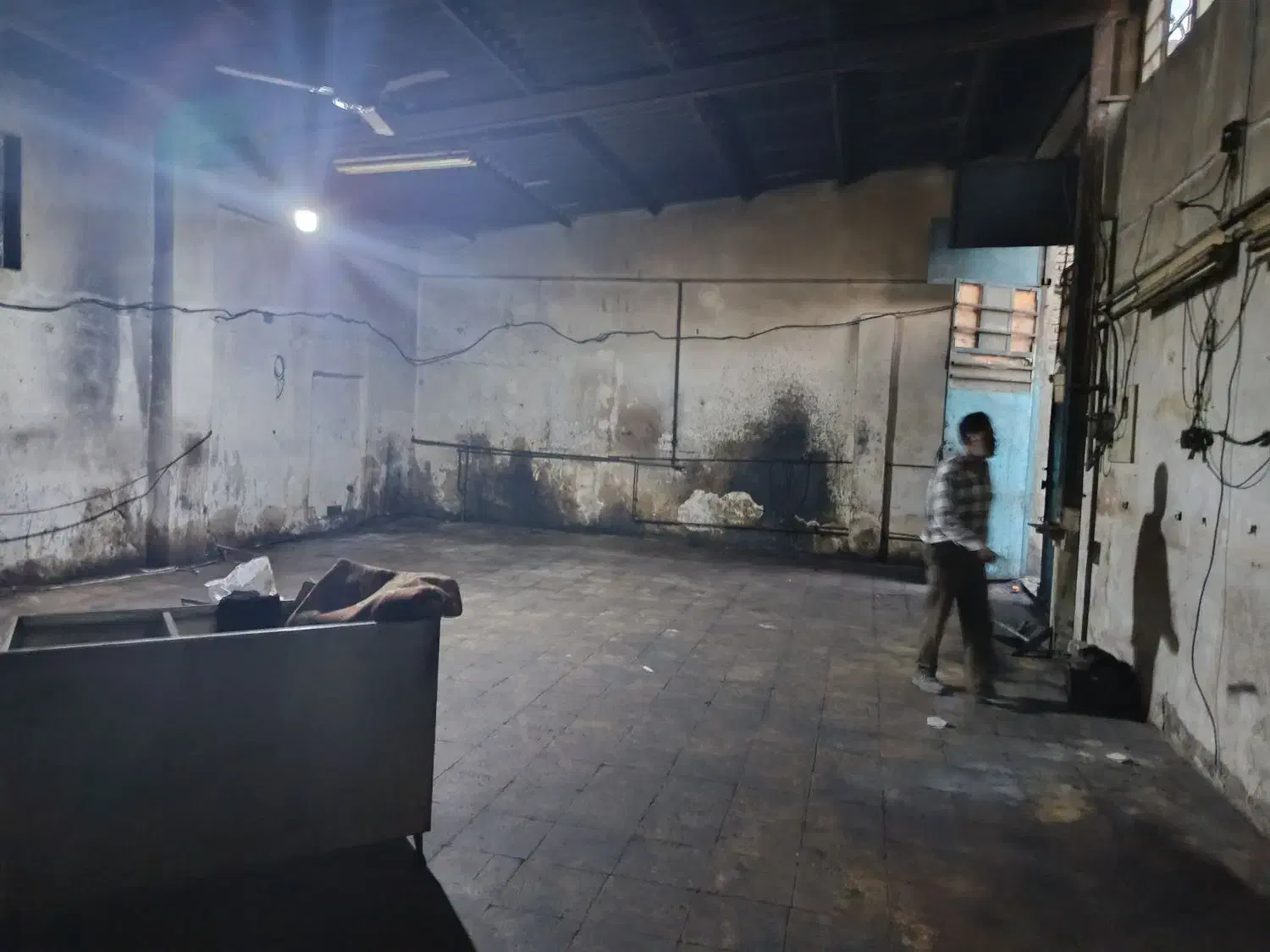 اجاره کارگاه  ۱۶۰ متر حیاط دار|اجارهٔ دفتر صنعتی، کشاورزی، تجاری|محمدشهر, شهرک چمران|دیوار