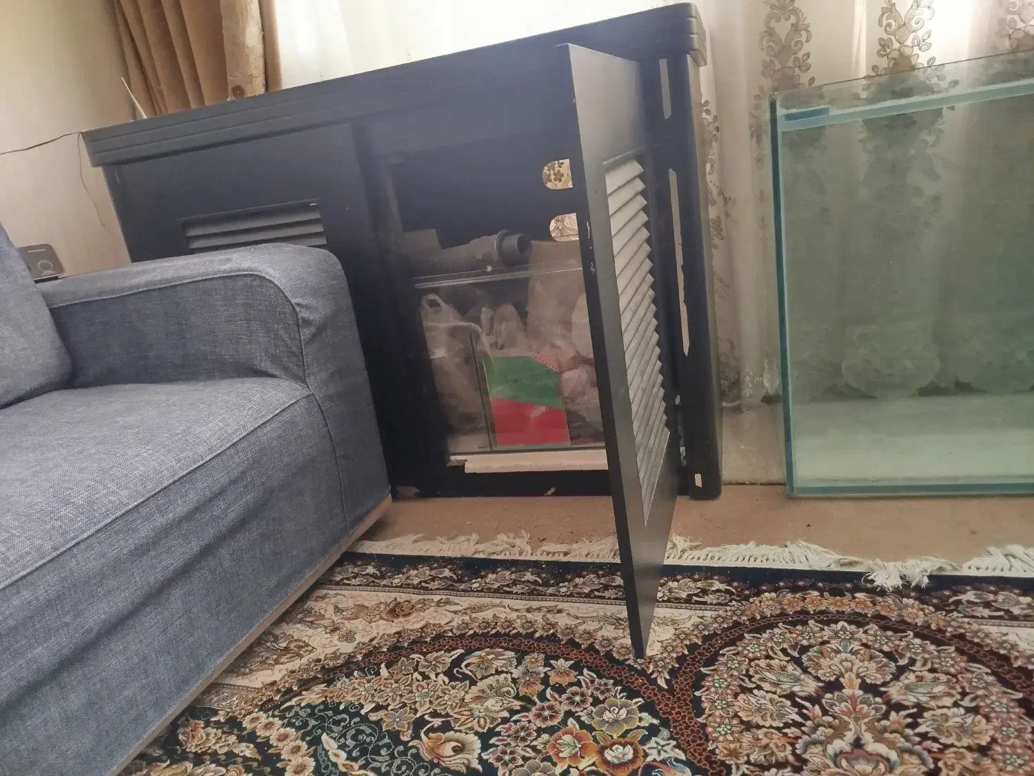 آکواریوم ماهی با وسایل|ماهی|قم, منبع آب|دیوار