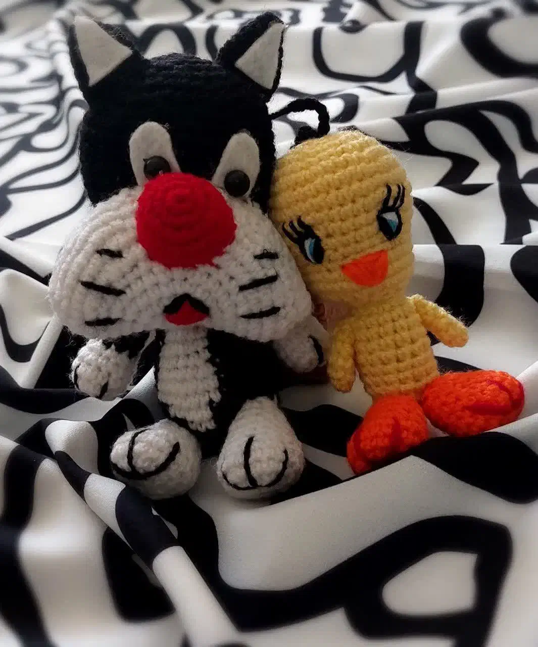 عروسک های شادی|اسباب‌‌بازی|ری, علایین|دیوار