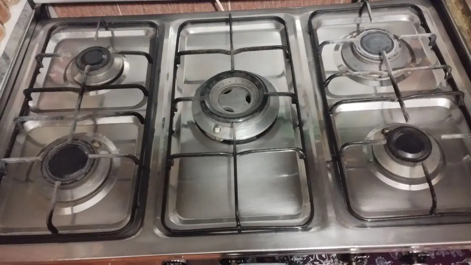 گاز 5شعله در حدنو|اجاق گاز و لوازم برقی پخت‌وپز|بروجرد, |دیوار