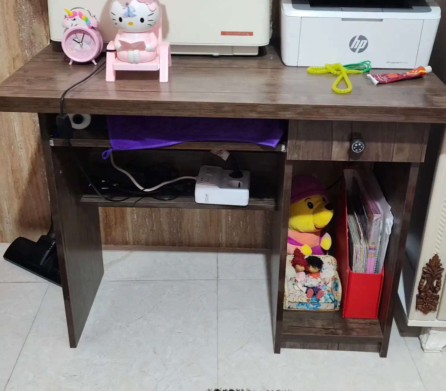 میز کامپیوتر وتحریر|میز تحریر و کامپیوتر|رباط‌کریم, نصیرشهر|دیوار