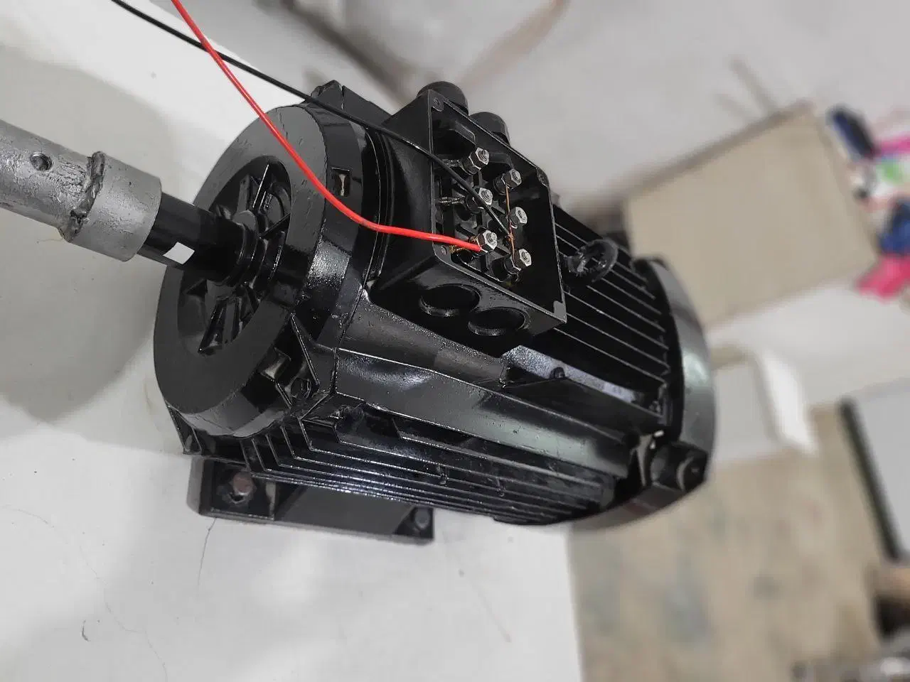 ژنراتور مغناطیس دائم دور پایین|ماشینآلات صنعتی|کاشمر, |دیوار