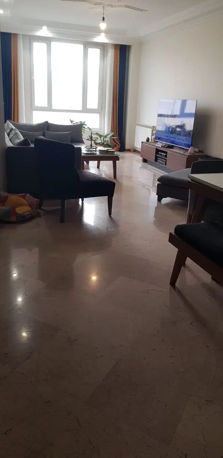 واحد ۱۱۵ متری ۲ خوابه لوکیشن عالی