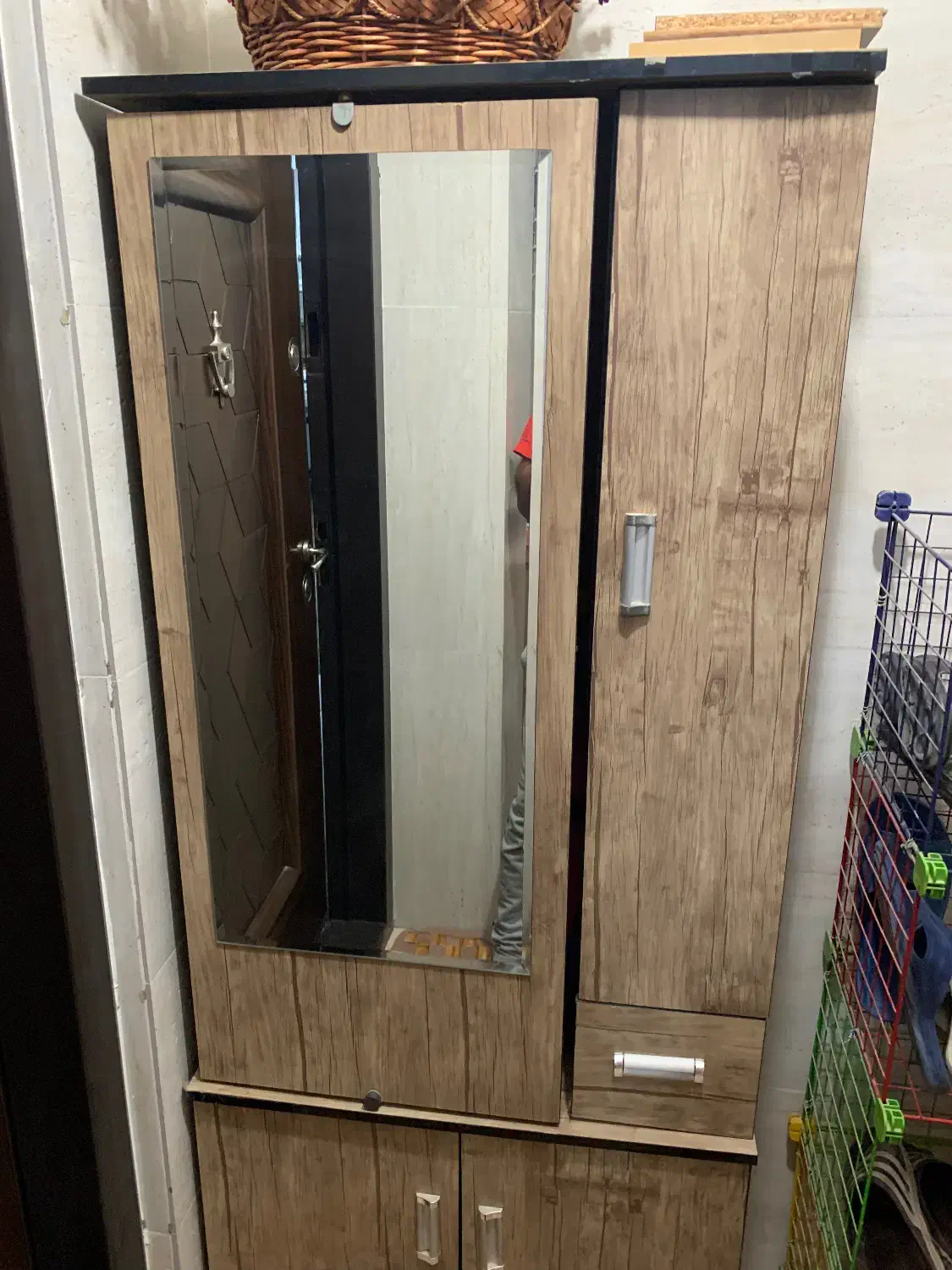 جاکفشی کمدی|جاکفشی، کمد، دراور|بندر ماهشهر, |دیوار