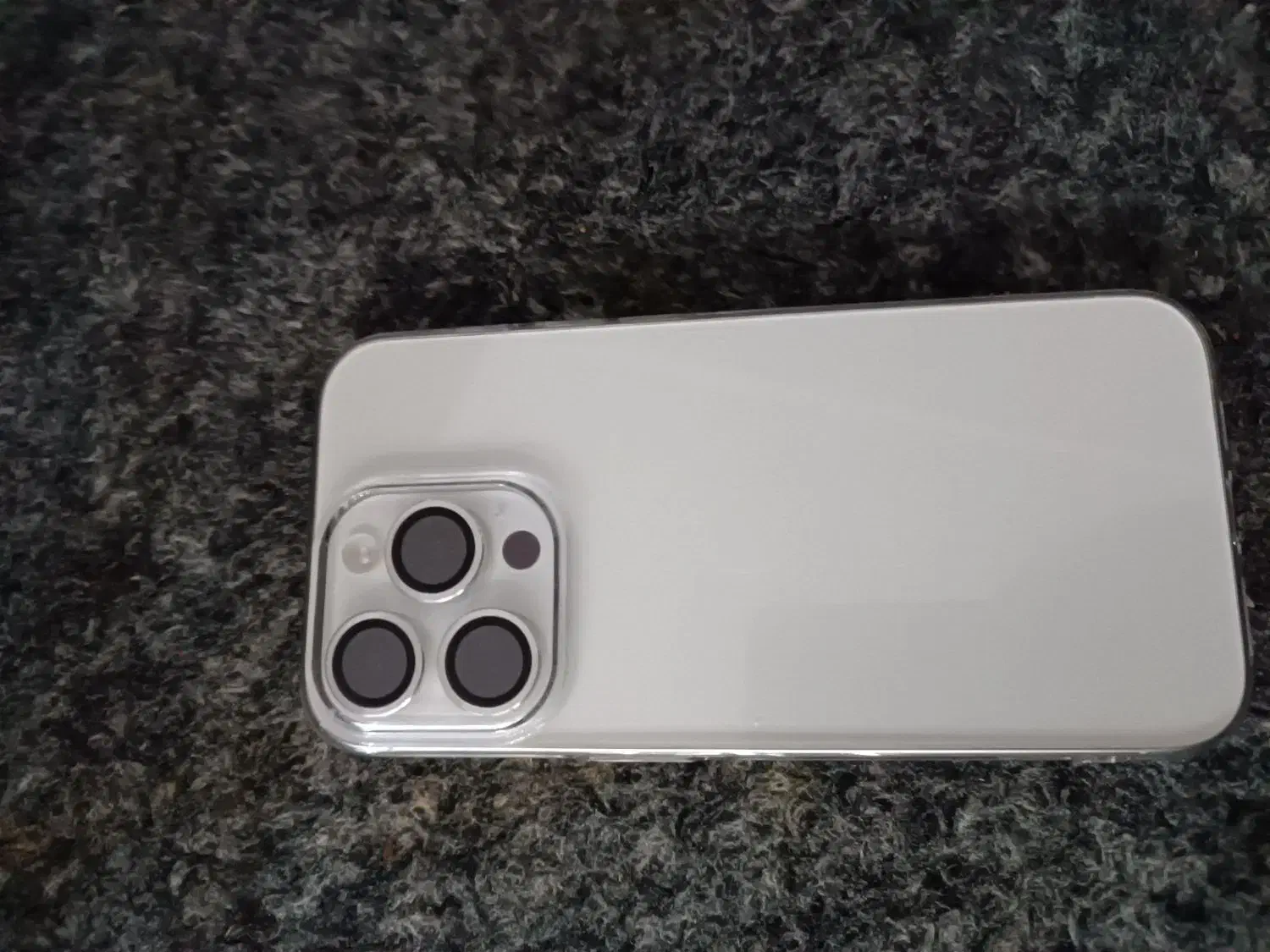 اپل iPhone 15 Pro با حافظهٔ ۲۵۶ گیگابایت|موبایل|شیراز, طلاب|دیوار