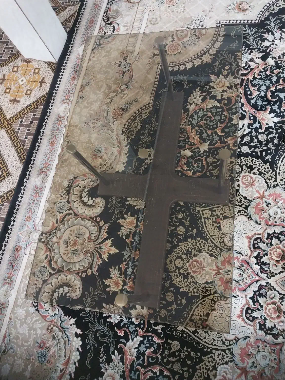 میز وعسلی|مبلمان خانگی و میز عسلی|فلاورجان, |دیوار