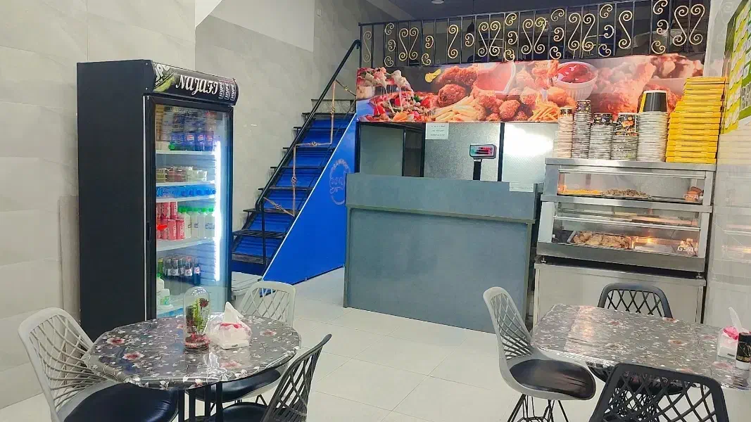 واگذاری فست فود جاافتاده با پاخور بالا|کافیشاپ و رستوران|جیرفت, |دیوار